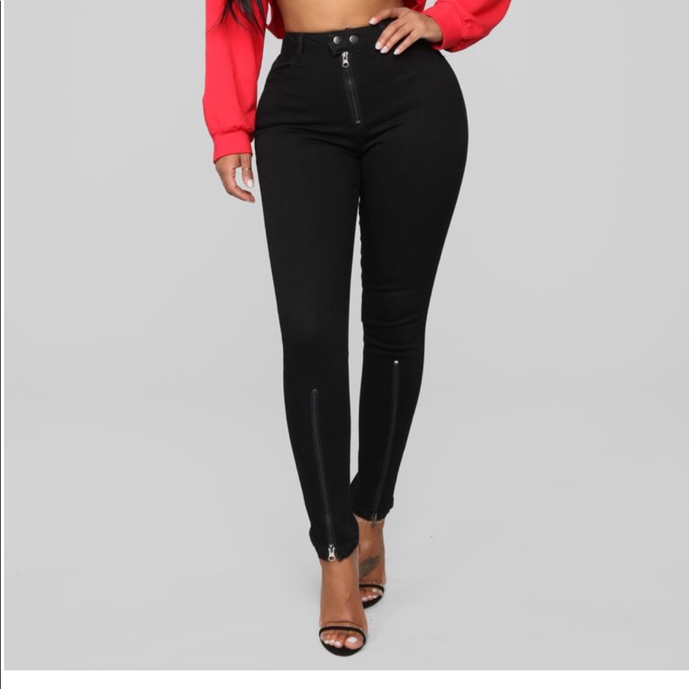NWT fashion nova jeans